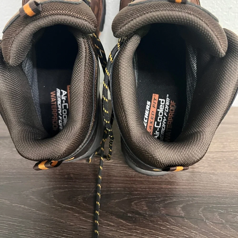 Skechers relaxed fit